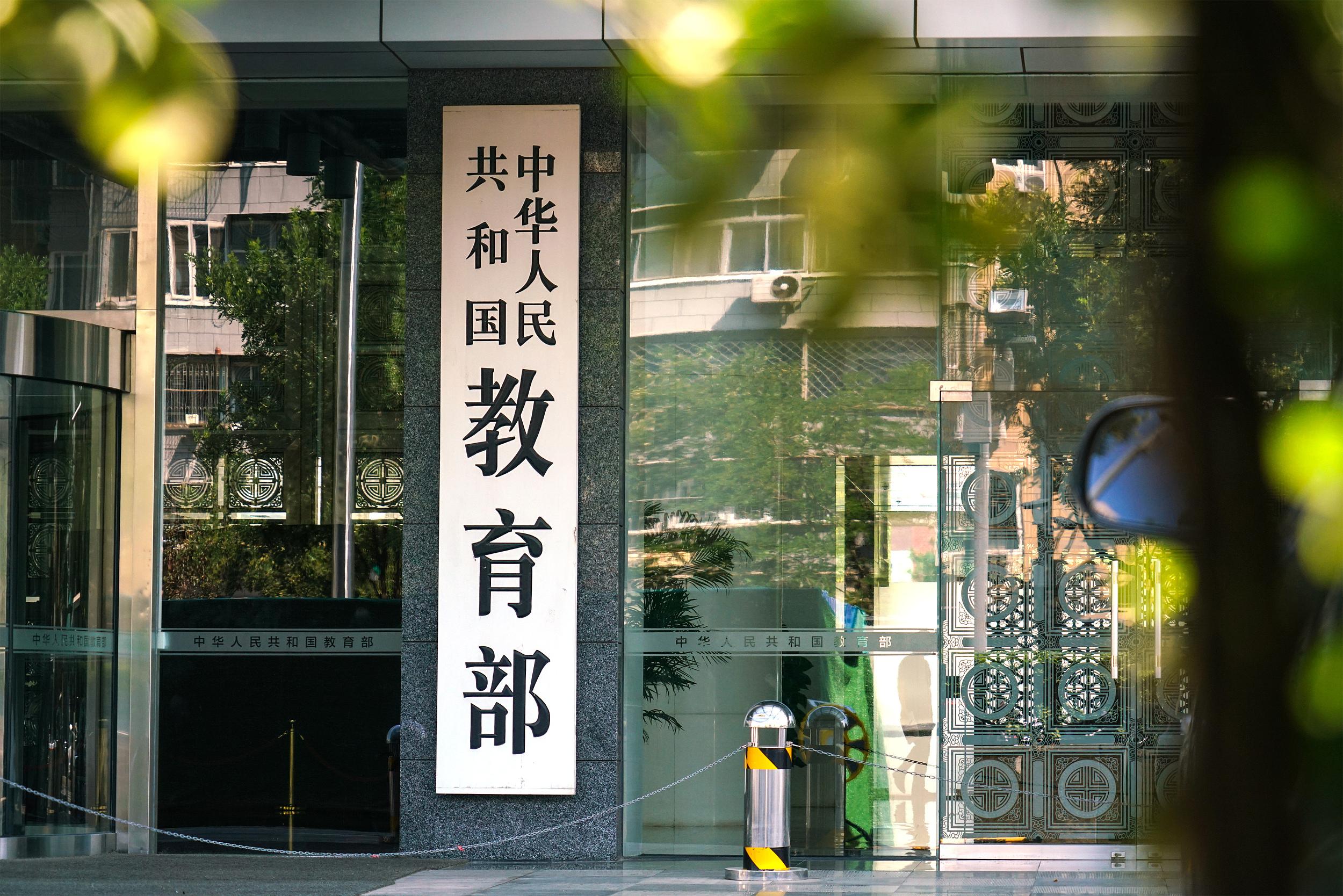 炒股天亏万程序员回应