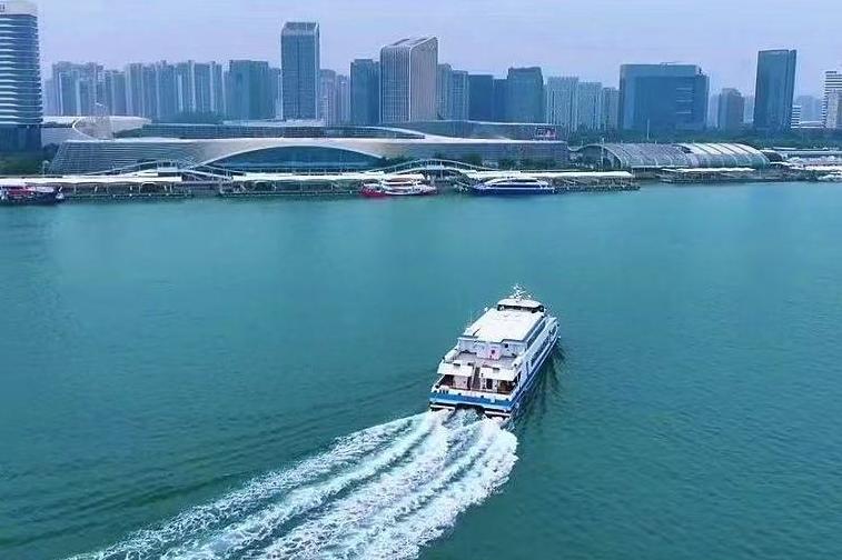 【家国乡情 古韵新潮】龙舟竞渡 端午安康